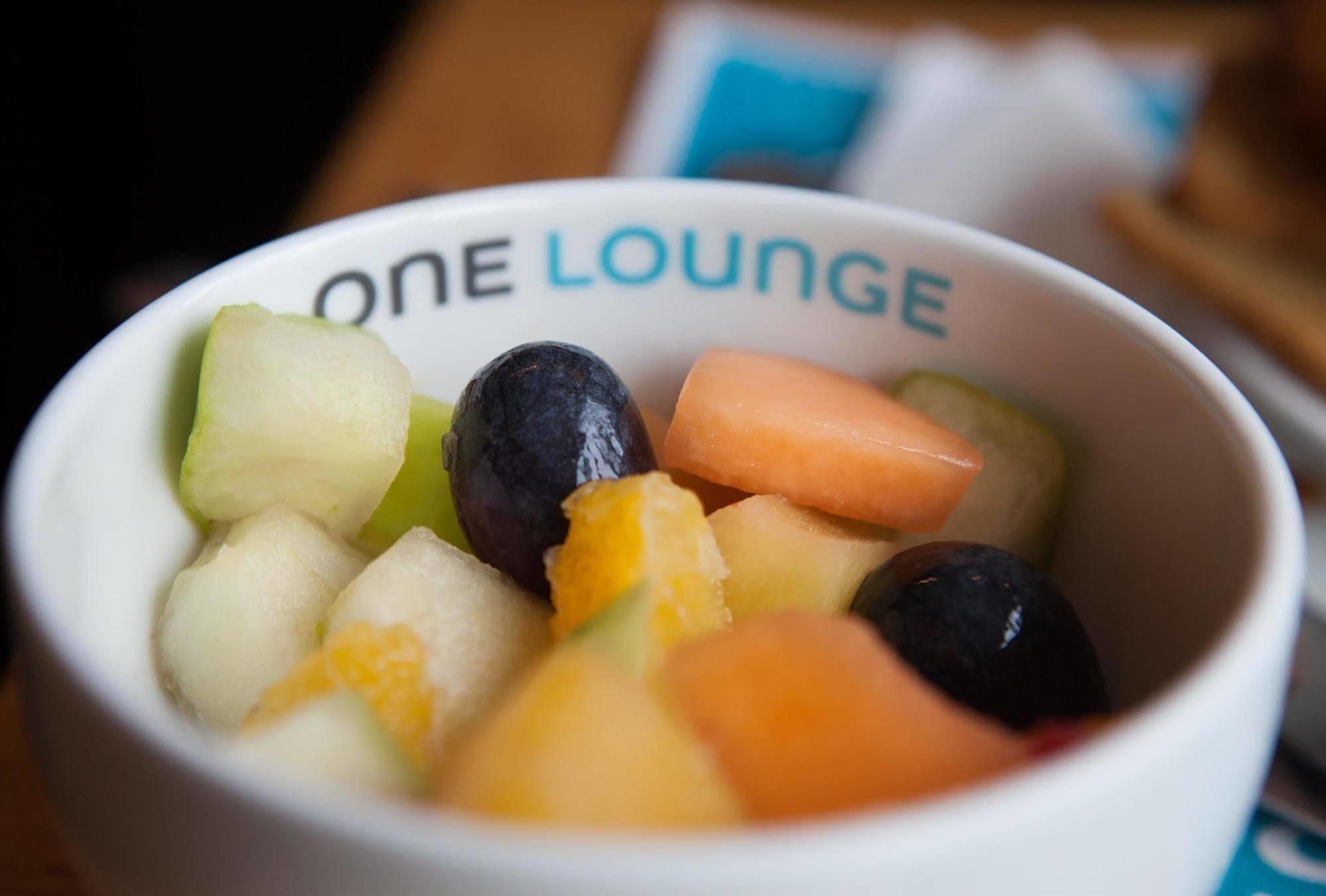 Motel One Wien Westbahnhof Bagian luar foto